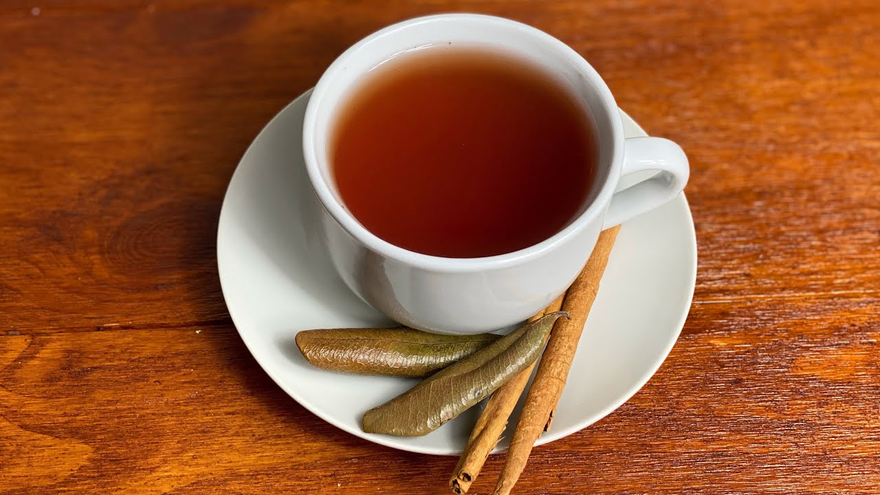 Cinnamon & Bay Leaf Tea for Bloating